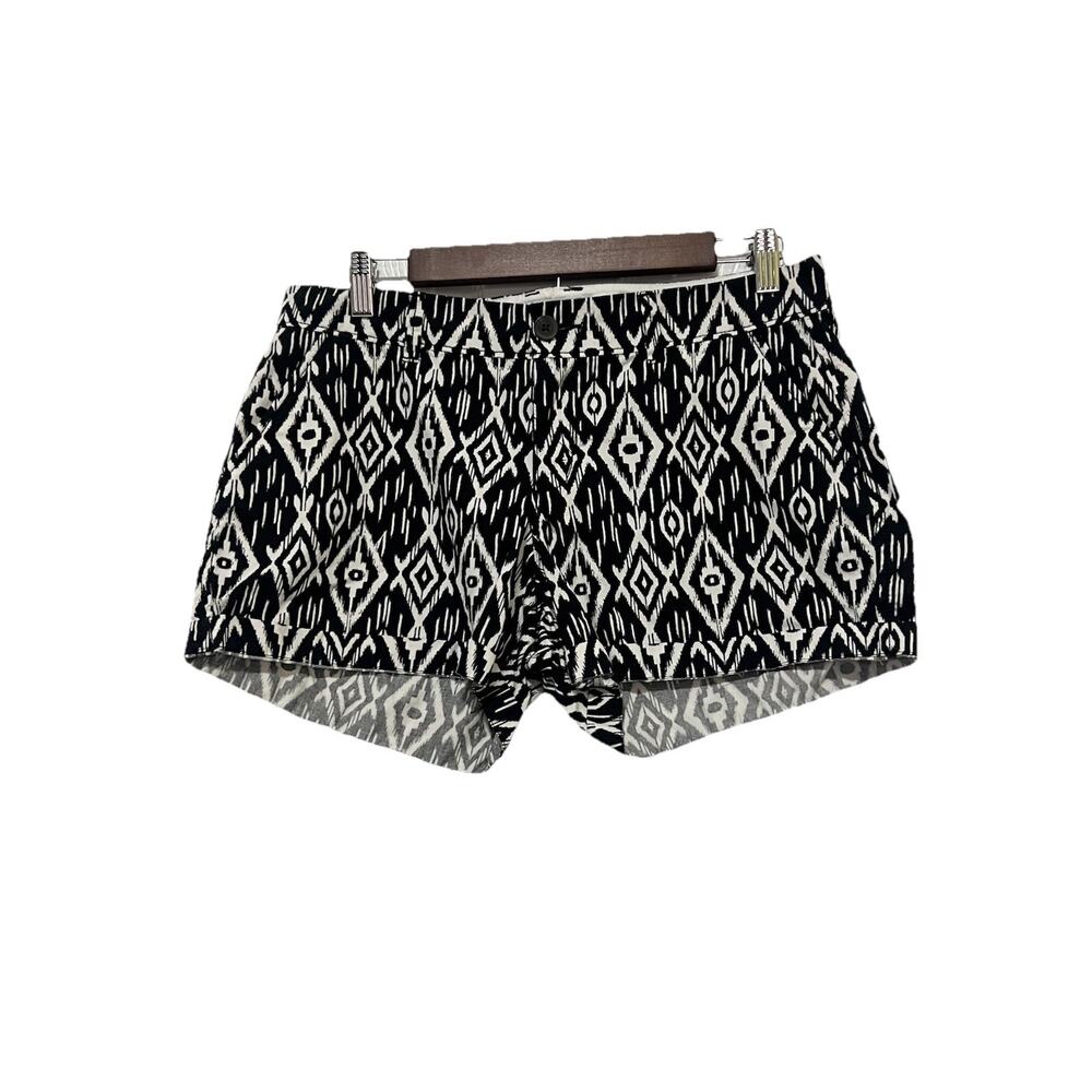Old Navy Women’s Size 6 White & Black Blackjack” Everyday‎ Shorts 100% Cotton